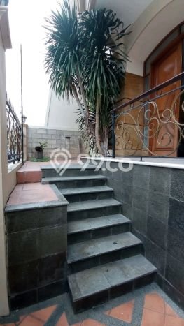 For Sale! Premium House LT 143m2 Desain Modern di Rawamangun For Sale! Premium House LT 143m2 Desain Modern di Rawamangun