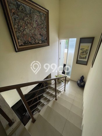 Rumah Elit LB 272m2 Siap Pakai Desain Elegan di Otista, Jakarta Timur Rumah Elit LB 272m2 Siap Pakai Desain Elegan di Otista, Jakarta Timur