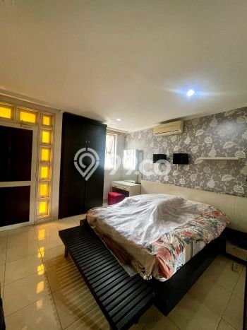 Siap Huni Hunian Elit 5 Kamar di Cilandak Dekat ke Mana Saja Siap Huni Hunian Elit 5 Kamar di Cilandak Dekat ke Mana Saja