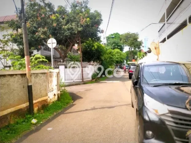 Siap Huni Rumah Mewah 5 Kamar di Tebet Dekat ke Mana Saja Siap Huni Rumah Mewah 5 Kamar di Tebet Dekat ke Mana Saja