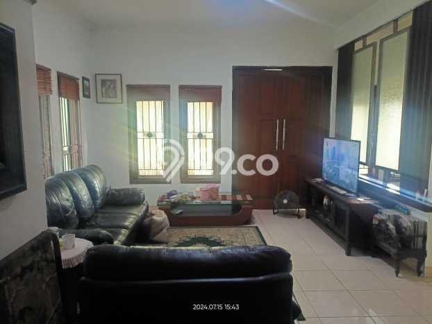Rumah Elit Modern Siap Huni di Legenda Wisata Bogor Rumah Elit Modern Siap Huni di Legenda Wisata Bogor