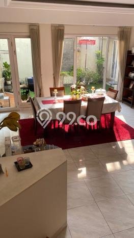 Jual Rumah Mewah Elegan Dengan View Cantik di Cibubur, Jakarta Timur Jual Rumah Mewah Elegan Dengan View Cantik di Cibubur, Jakarta Timur