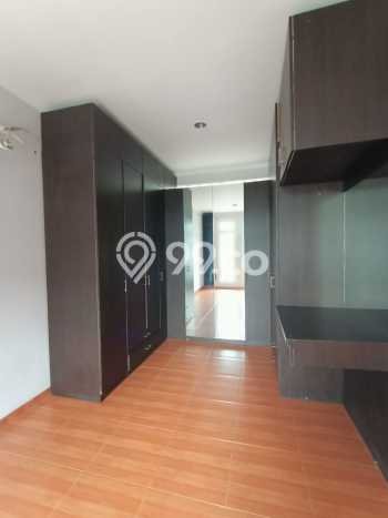 For Sale! Luxury House LT 200m2 Desain Modern di Kota Wisata For Sale! Luxury House LT 200m2 Desain Modern di Kota Wisata