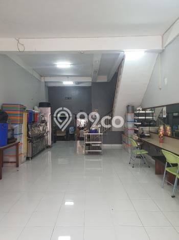 Ruko Dijual di Jakarta Timur LT 75m2 & LB 150m2 Lokasi Terbaik! Ruko Dijual di Jakarta Timur LT 75m2 & LB 150m2 Lokasi Terbaik!
