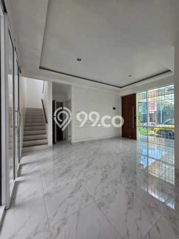 Rumah Modern 5 KT di Citra Grand Jakarta Timur Unfurnished Rumah Modern 5 KT di Citra Grand Jakarta Timur Unfurnished