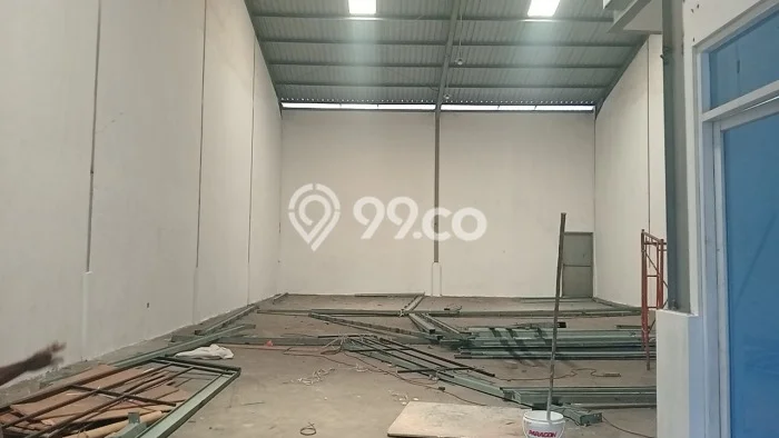 Gudang untuk disewa di Asemrowo punya LT 1000m2 & LB 312m2 harga sewa kompetitif Gudang untuk disewa di Asemrowo punya LT 1000m2 & LB 312m2 harga sewa kompetitif