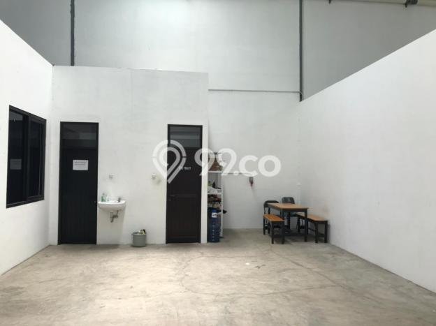 Gudang disewakan lokasi strategis Kebomas Gresik 300m2 Gudang disewakan lokasi strategis Kebomas Gresik 300m2