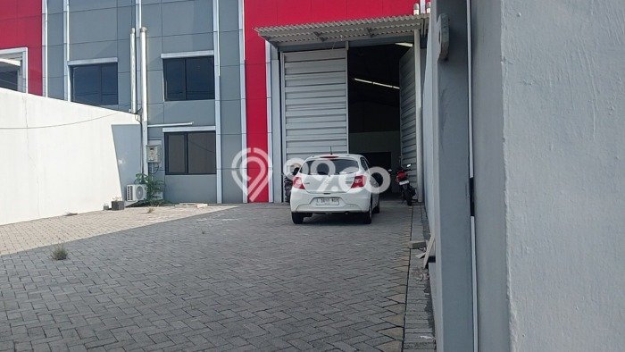 Gudang disewakan lokasi strategis Kebomas Gresik 300m2 Gudang disewakan lokasi strategis Kebomas Gresik 300m2