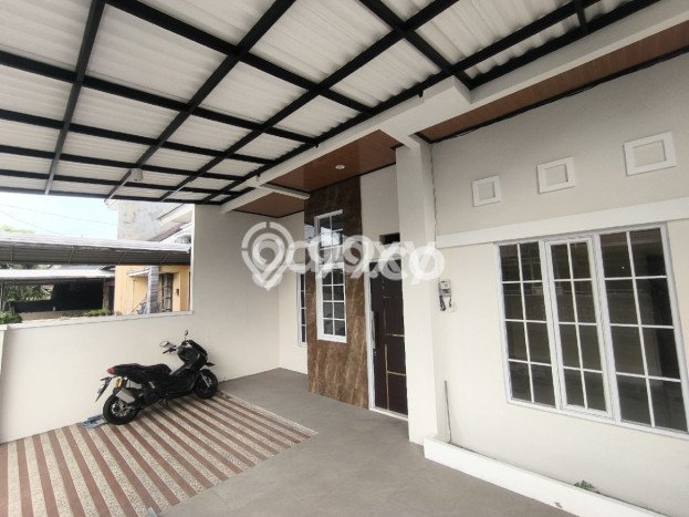 Dijual Rumah Strategis Bagus Punya 3 KT di Jambangan Surabaya SHM Dijual Rumah Strategis Bagus Punya 3 KT di Jambangan Surabaya SHM
