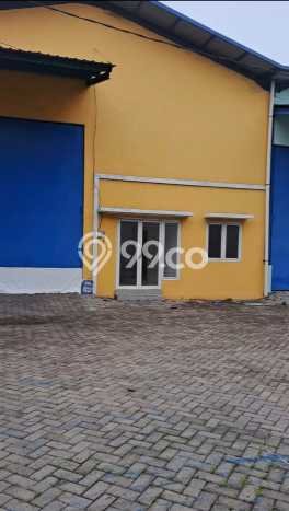 Gudang Disewa di Driyorejo, Gresik, LT 396m2 / LB 360m2 Gudang Disewa di Driyorejo, Gresik, LT 396m2 / LB 360m2