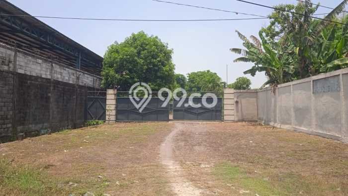 Unit Gudang Dijual di Krian Sidoarjo Luas Tanah 50000m2, Luas Bangunan 12000m2 Unit Gudang Dijual di Krian Sidoarjo Luas Tanah 50000m2, Luas Bangunan 12000m2