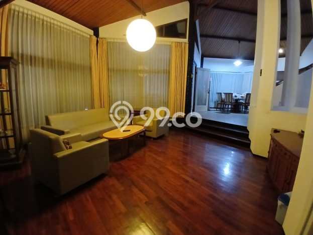 LOKASI TERBAIK! Vila Kawasan , Luas 545m2m², Lokasi Strategis dengan akses bagus LOKASI TERBAIK! Vila Kawasan , Luas 545m2m², Lokasi Strategis dengan akses bagus