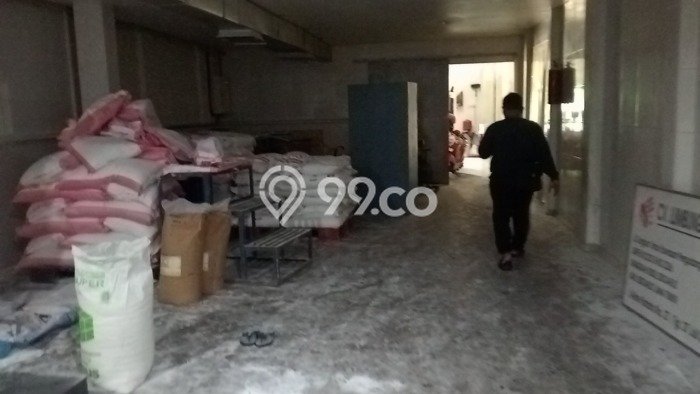 Disewakan Gudang komersial di Sidoarjo luas bangunan 600m2 Disewakan Gudang komersial di Sidoarjo luas bangunan 600m2