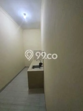 Dijual Kost di Kawasan Beji, Depok, Spesifikasi 12 KT, 13 KM, 200m2 Dijual Kost di Kawasan Beji, Depok, Spesifikasi 12 KT, 13 KM, 200m2