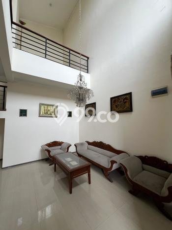 Siap Huni Rumah Mewah 7 Kamar di Kesambi Dekat ke Mana Saja Siap Huni Rumah Mewah 7 Kamar di Kesambi Dekat ke Mana Saja