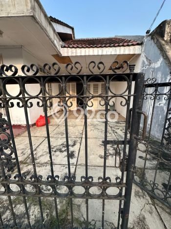 Dijual Rumah Strategis Bagus Punya 5 KT di Pamulang Tangerang Selatan SHM Dijual Rumah Strategis Bagus Punya 5 KT di Pamulang Tangerang Selatan SHM