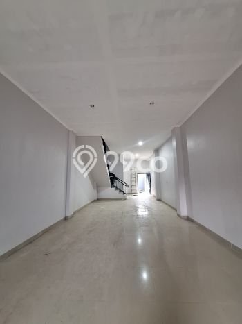 Ruko Dijual di Majalengka LT 739m2 & LB 216m2 Lokasi Terbaik! Ruko Dijual di Majalengka LT 739m2 & LB 216m2 Lokasi Terbaik!