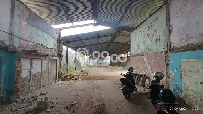 Gudang di Mundu, Luas 674m2m², Kawasan Strategis, Mainroad Gudang di Mundu, Luas 674m2m², Kawasan Strategis, Mainroad