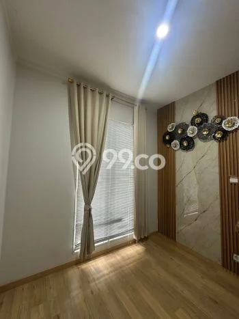 Dijual Rumah Eksklusif 2 KT di Graha Raya, Tangerang Selatan Dijual Rumah Eksklusif 2 KT di Graha Raya, Tangerang Selatan