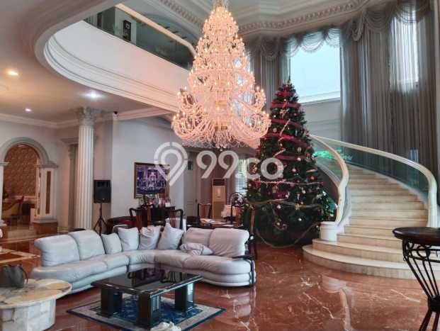 Jual Rumah Luas Megah Dengan View Eksklusif di Sunter, Jakarta Utara Jual Rumah Luas Megah Dengan View Eksklusif di Sunter, Jakarta Utara