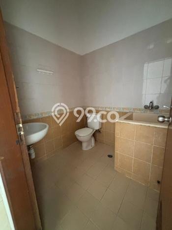 For Sale Hunian Rumah Nyaman 3 KT di Villa Melati Mas, Tangerang Selatan For Sale Hunian Rumah Nyaman 3 KT di Villa Melati Mas, Tangerang Selatan