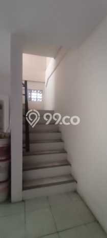 Ruko Bagus LT 72m2 LB 216m2 Dijual di Jatinegara Jakarta Timur Ruko Bagus LT 72m2 LB 216m2 Dijual di Jatinegara Jakarta Timur
