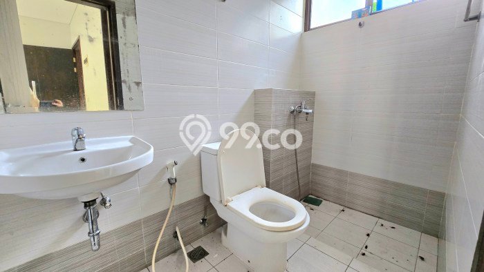 For Sale! Premium House LT 160m2 Desain Elegan di BSD Eminent For Sale! Premium House LT 160m2 Desain Elegan di BSD Eminent