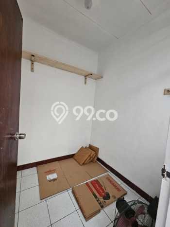 Disewakan! Rumah 4 Kamar Tidur &
4 Kamar Mandi di Kayu Putih, Jakarta Timur Disewakan! Rumah 4 Kamar Tidur &
4 Kamar Mandi di Kayu Putih, Jakarta Timur