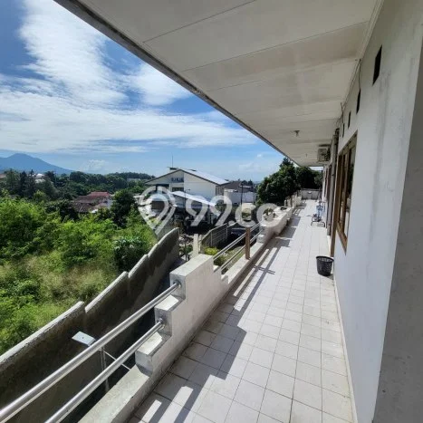 Hunian Elit LB 1050m2 Siap Huni Desain Elegan di Tubagus Ismail, Bandung Hunian Elit LB 1050m2 Siap Huni Desain Elegan di Tubagus Ismail, Bandung