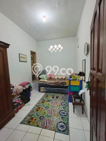 Rumah Siap Pakai di Kiaracondong, Bandung, Luas 134m2m² Bangunan 210m2m² Rumah Siap Pakai di Kiaracondong, Bandung, Luas 134m2m² Bangunan 210m2m²