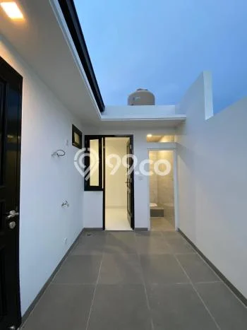 Rumah Modern Minimalis 4 Kamar Bisa Langsung Pindah di Ciracas Rumah Modern Minimalis 4 Kamar Bisa Langsung Pindah di Ciracas