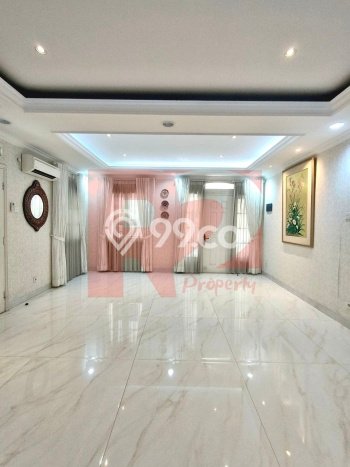 Hunian Nyaman Asri 5 KT Siap Huni di Raffles Hills Jakarta Timur Hunian Nyaman Asri 5 KT Siap Huni di Raffles Hills Jakarta Timur