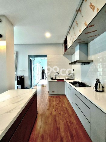 Rumah Elit Modern Siap Huni di Lebak Bulus Jakarta Selatan Rumah Elit Modern Siap Huni di Lebak Bulus Jakarta Selatan