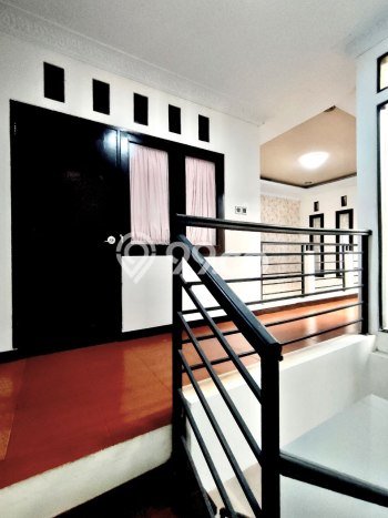 Jual Rumah Favorit Siap Huni LB 201m2 di Duren Sawit, Jakarta Timur Jual Rumah Favorit Siap Huni LB 201m2 di Duren Sawit, Jakarta Timur
