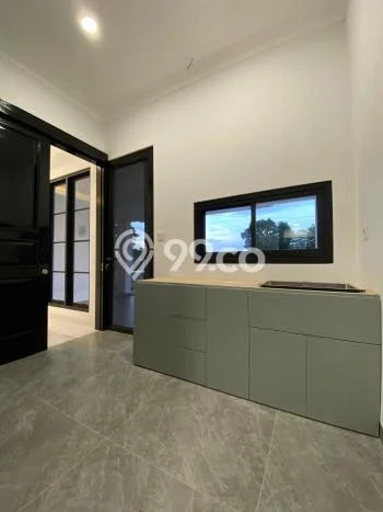 Rumah Modern Minimalis 4 Kamar Bisa Langsung Pindah di Ciracas Rumah Modern Minimalis 4 Kamar Bisa Langsung Pindah di Ciracas