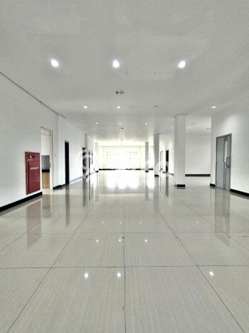 Dijual! Kantor di Otista Jakarta Timur LT 810m2 / LB 2250m2 Kawasan Bisnis Dijual! Kantor di Otista Jakarta Timur LT 810m2 / LB 2250m2 Kawasan Bisnis