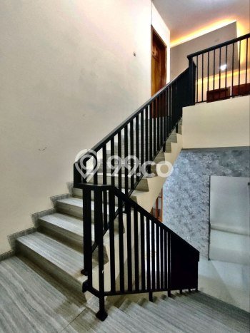 Rumah Luxury Modern Siap Huni di Harjamukti Depok Rumah Luxury Modern Siap Huni di Harjamukti Depok
