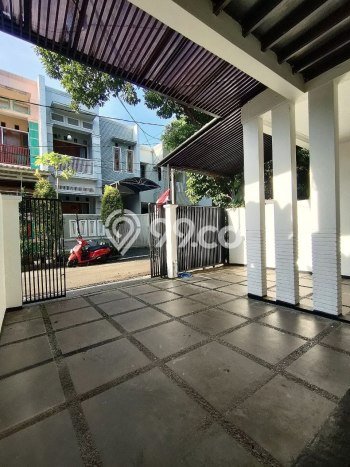 Jual Rumah Favorit Siap Huni LB 201m2 di Duren Sawit, Jakarta Timur Jual Rumah Favorit Siap Huni LB 201m2 di Duren Sawit, Jakarta Timur