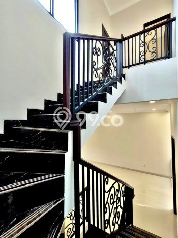 Dijual Rumah Elit Exclusive di Duren Sawit, Jakarta Timur Dijual Rumah Elit Exclusive di Duren Sawit, Jakarta Timur