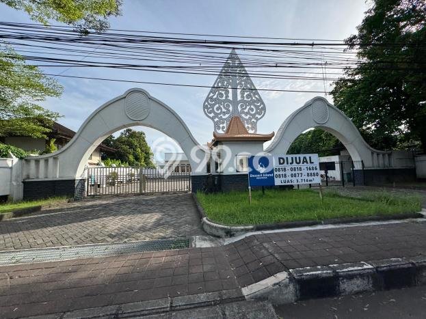 Properti Berkualitas! Vila Kawasan , Dimensi 3714m2m², Kondisi Prima Properti Berkualitas! Vila Kawasan , Dimensi 3714m2m², Kondisi Prima