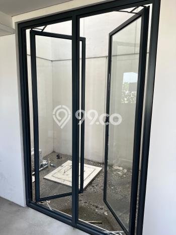 Rumah Modern 3 KT di BSD City Tangerang Full Furnished Rumah Modern 3 KT di BSD City Tangerang Full Furnished