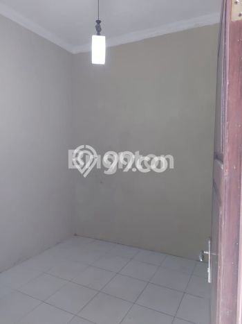 Rumah area Colomadu, Lingkungan Strategis, 5 KT Rumah area Colomadu, Lingkungan Strategis, 5 KT