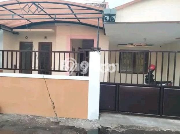 Rumah di Sukoharjo, 1 KM, Dekat Pusat Kota, Luas 80m² Bangunan 7m² Rumah di Sukoharjo, 1 KM, Dekat Pusat Kota, Luas 80m² Bangunan 7m²