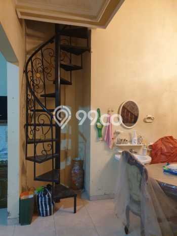 Jual Rumah Favorit Siap Huni LB 220m2 di Pasar Kliwon, Solo Jual Rumah Favorit Siap Huni LB 220m2 di Pasar Kliwon, Solo