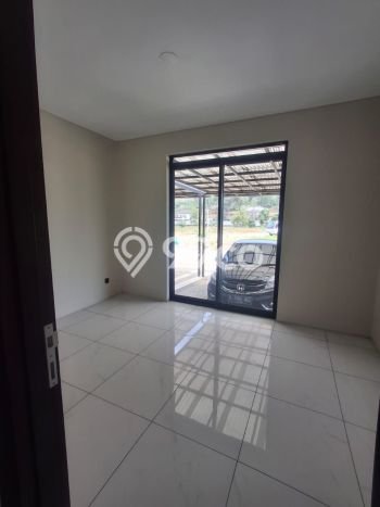 Hunian Impian Modern! Rumah Mewah di Kota Baru Parahyangan, Bandung, Luas 120m² LB 95m² Hunian Impian Modern! Rumah Mewah di Kota Baru Parahyangan, Bandung, Luas 120m² LB 95m²