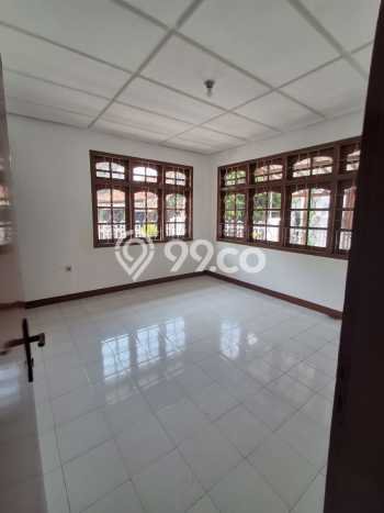 Rumah Modern Cantik 5 KT Bisa Langsung Pindah di Kiaracondong Rumah Modern Cantik 5 KT Bisa Langsung Pindah di Kiaracondong