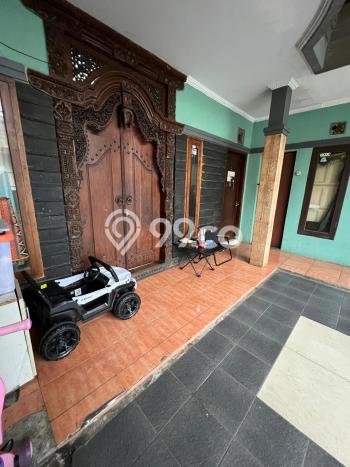 Jual Rumah Bagus Siap Huni LB 180m2 di Astanaanyar, Bandung Jual Rumah Bagus Siap Huni LB 180m2 di Astanaanyar, Bandung