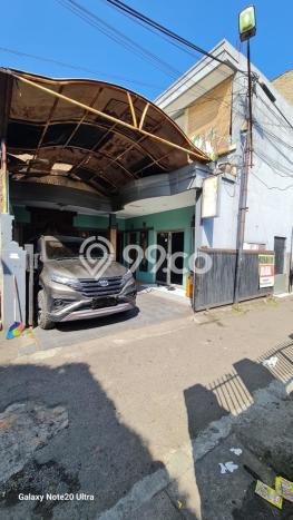 Jual Rumah Bagus Siap Huni LB 180m2 di Astanaanyar, Bandung Jual Rumah Bagus Siap Huni LB 180m2 di Astanaanyar, Bandung