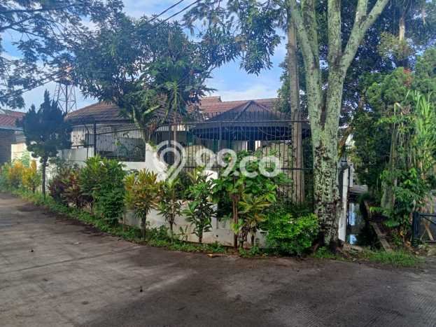 Hunian Cantik Modern Lb 250m2 di Arcamanik, Bandung Hunian Cantik Modern Lb 250m2 di Arcamanik, Bandung