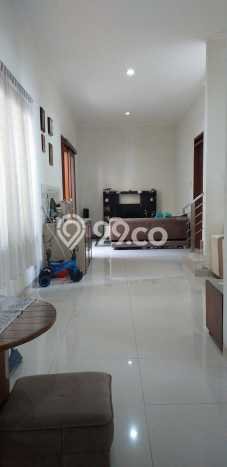 Hunian Cantik Modern Lb 200m2 di Arcamanik, Bandung Hunian Cantik Modern Lb 200m2 di Arcamanik, Bandung